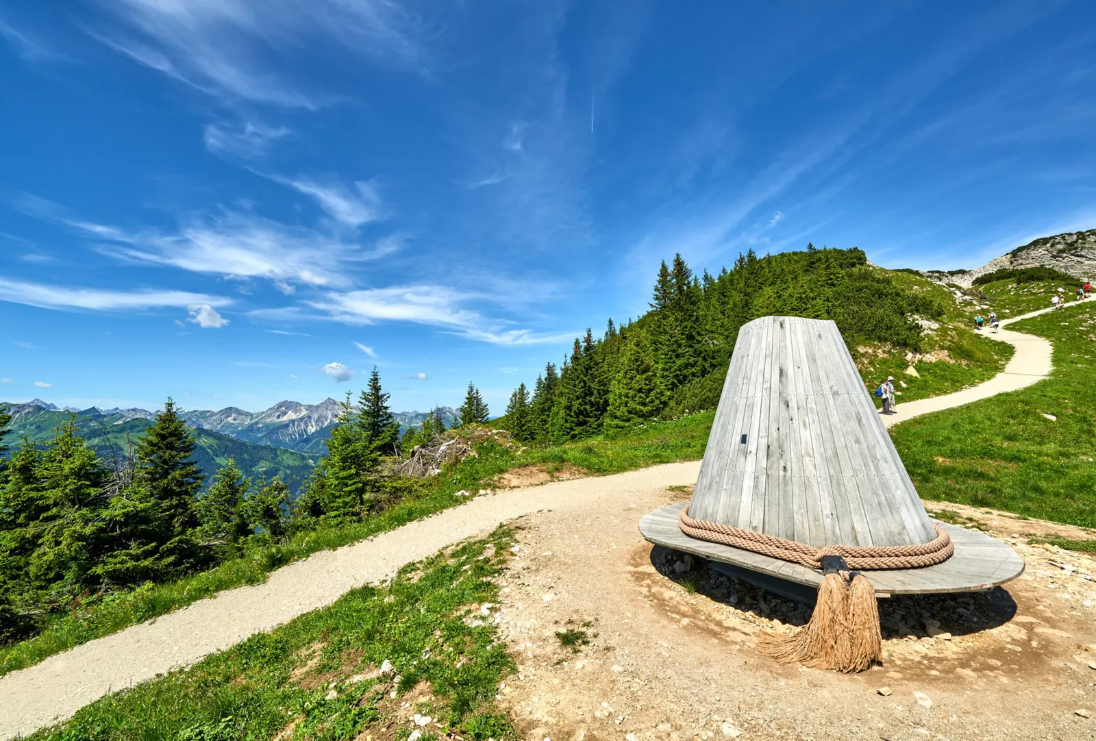 Sonnenpanoramahut am Wanderweg zum Gamskopf auf dem Füssener Jöchle