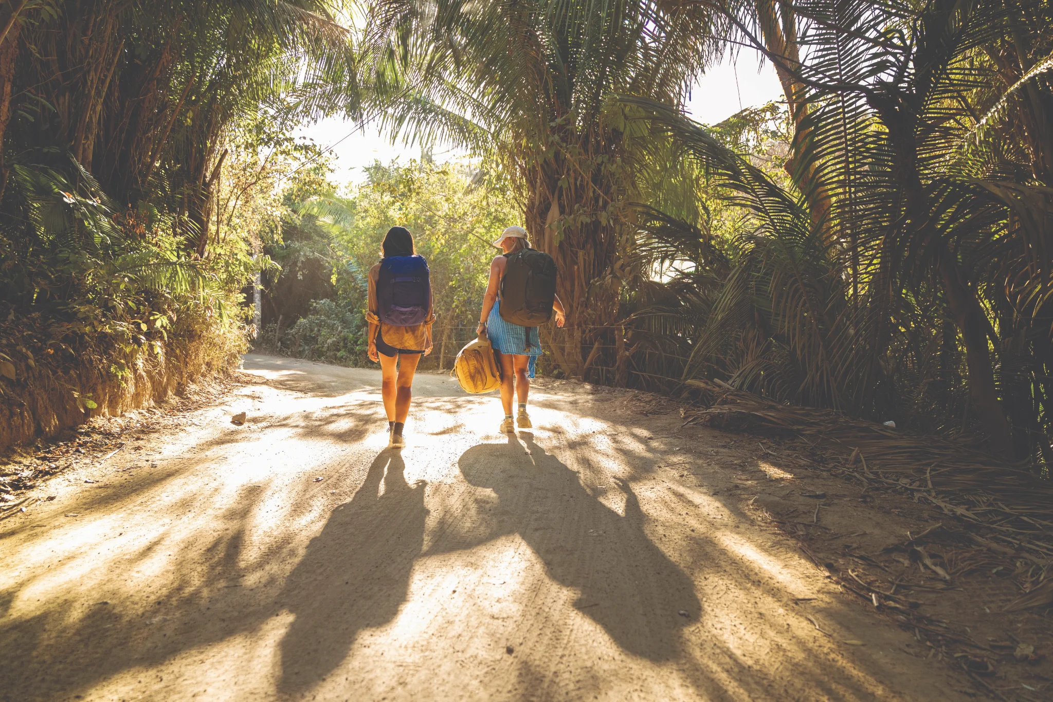 Osprey Travel-Kollektion 2026: Leicht reisen, clever packen mit Farpoint, Fairview & Sojourn