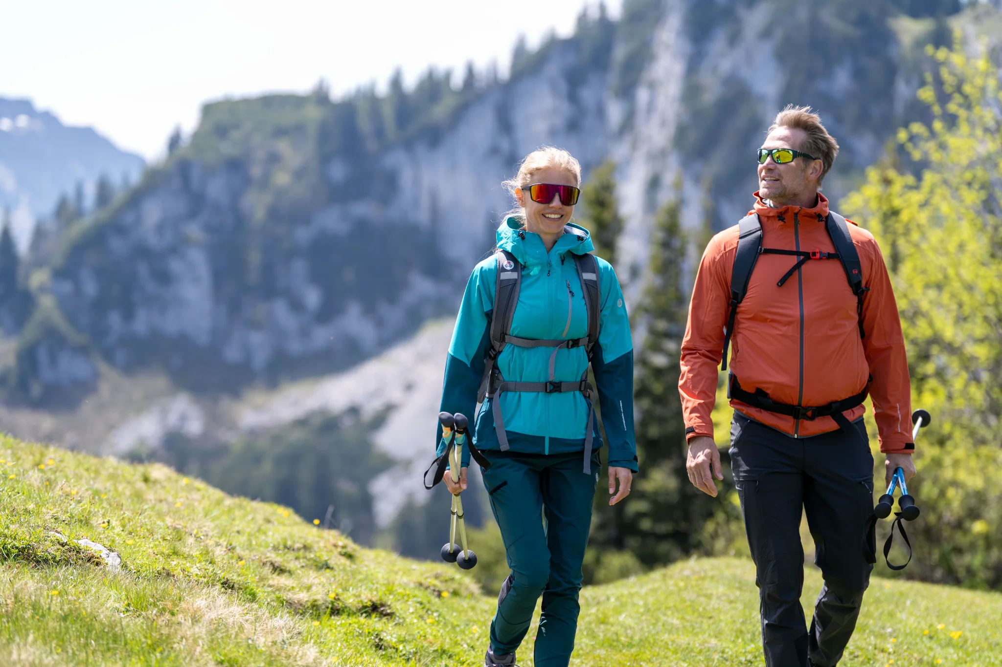 MAUL Sport: Kleidung mit Insektenschutz (KI-generierte Darstellung)