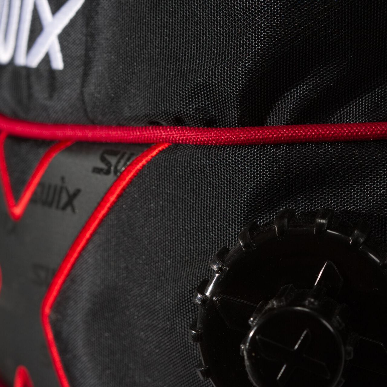 Swix Insulated Drink Belt SportFits Shop